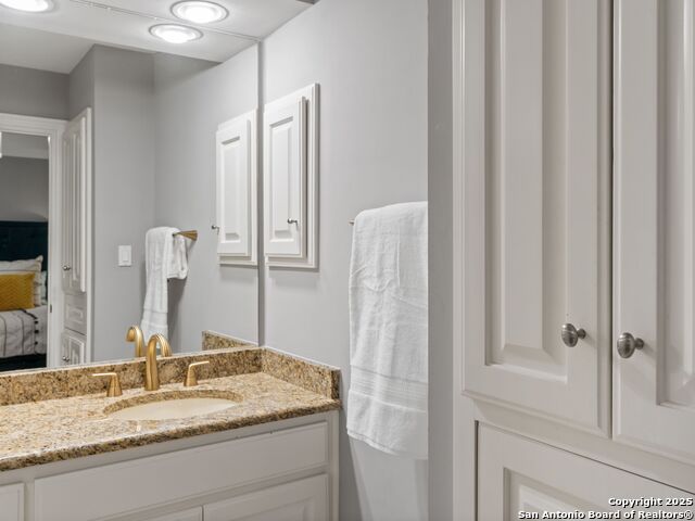 Image 35 of 74 For 17122 Fawn Brook