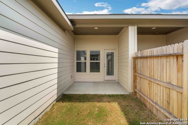 Image 24 of 26 For 9318 Frio Landing  1