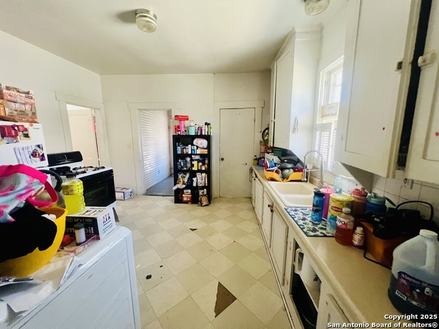 Image 10 of 15 For 407 Blanco Rd