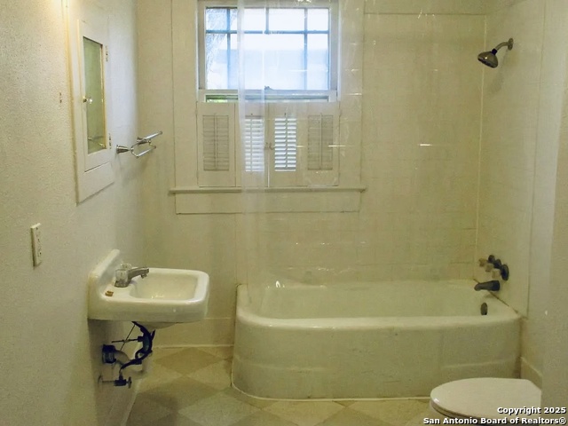 Image 6 of 15 For 407 Blanco Rd