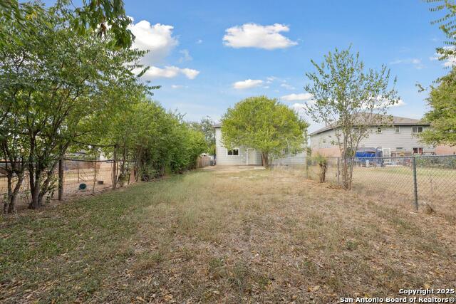 Image 17 of 17 For 124 Garner  