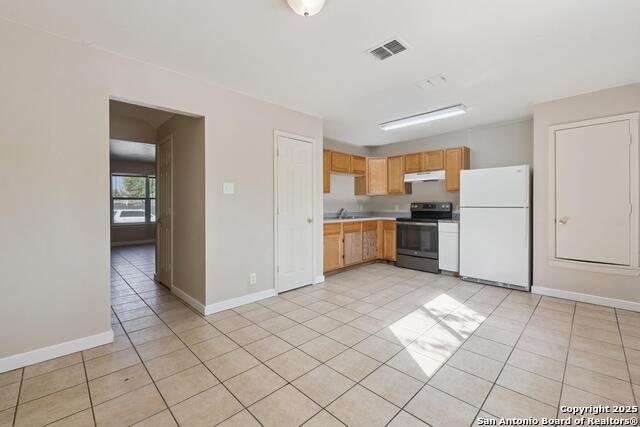 Image 5 of 17 For 124 Garner  