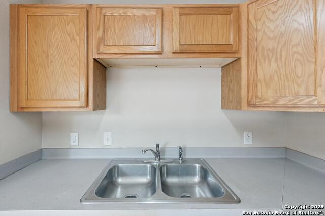 Image 7 of 17 For 124 Garner  