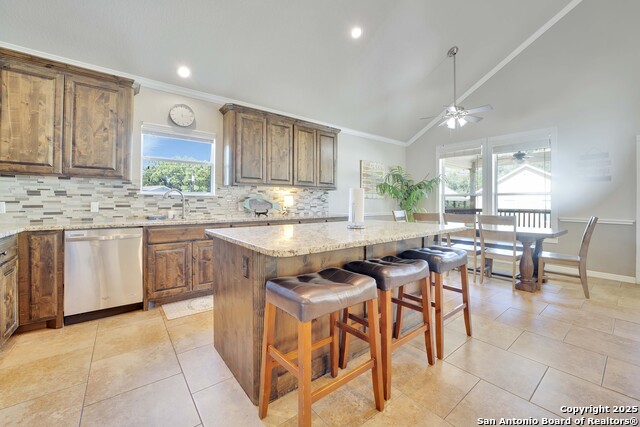 Listing photo id 12 for 114 River Villa Court 10