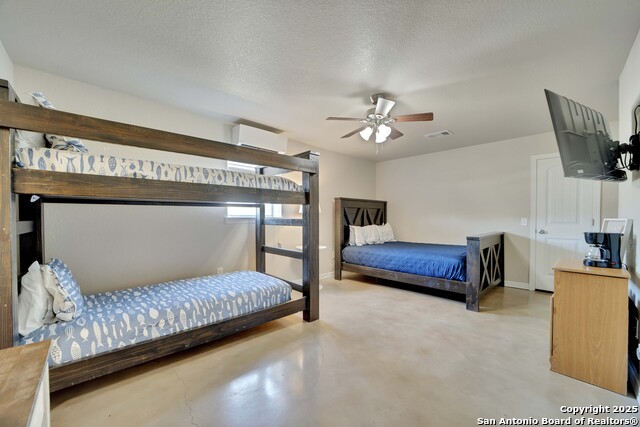 Listing photo id 35 for 114 River Villa Court 10
