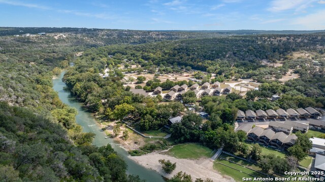 Listing photo id 45 for 114 River Villa Court 10