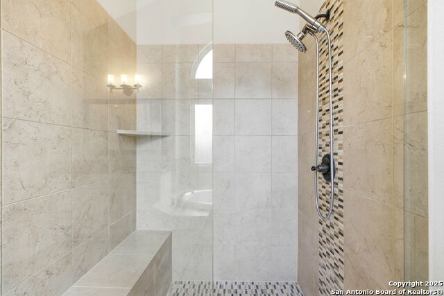 Image 30 of 50 For 18119 Abingdon Place