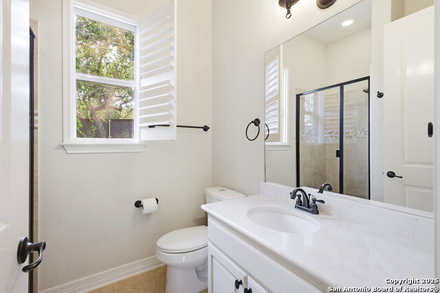 Image 36 of 50 For 18119 Abingdon Place