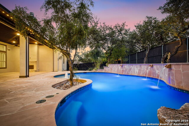 Image 46 of 50 For 18119 Abingdon Place