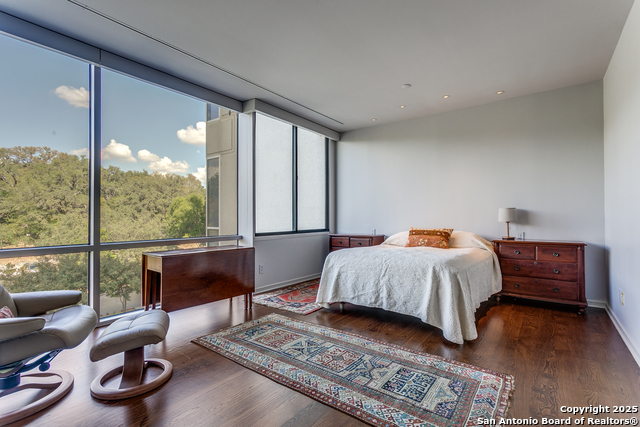 Image 15 of 25 For 200 Patterson 206