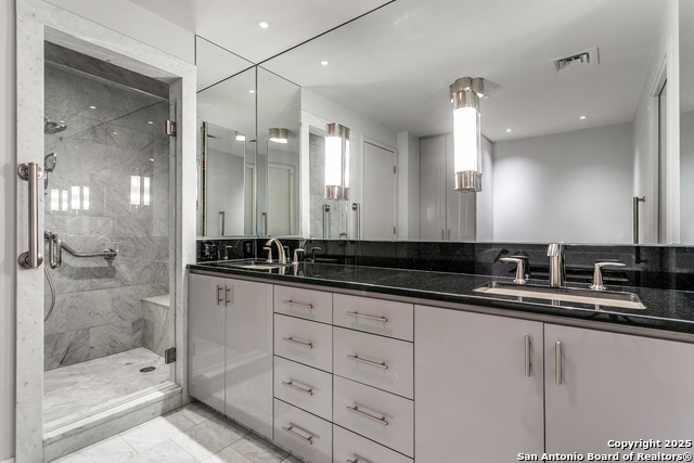 Image 16 of 25 For 200 Patterson 206