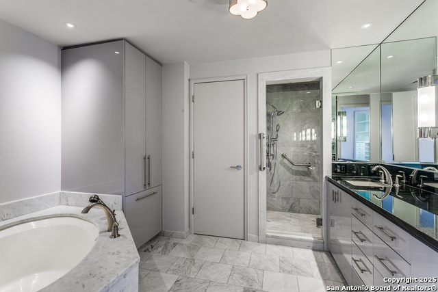 Image 17 of 25 For 200 Patterson 206