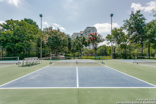 Image 24 of 25 For 200 Patterson 206