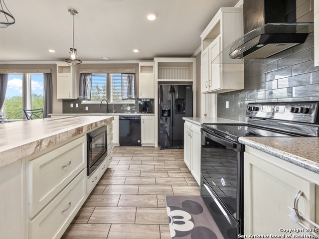 Listing photo id 4 for 4177 Fm 1436