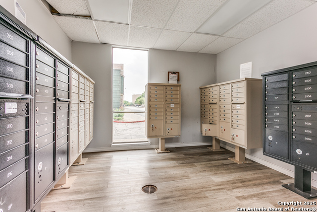 Image 21 of 28 For 3678 Hidden Drive  604