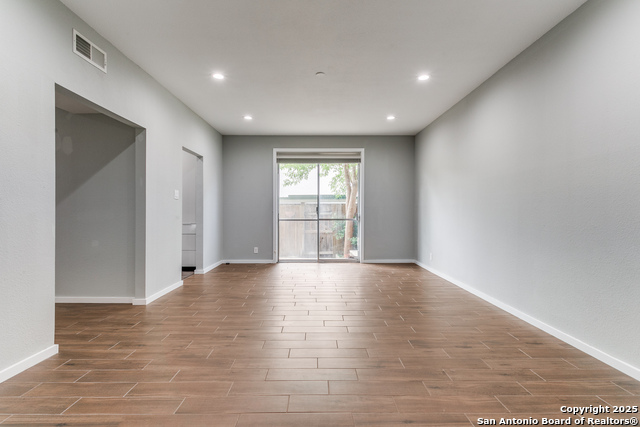 Image 7 of 28 For 3678 Hidden Drive  604