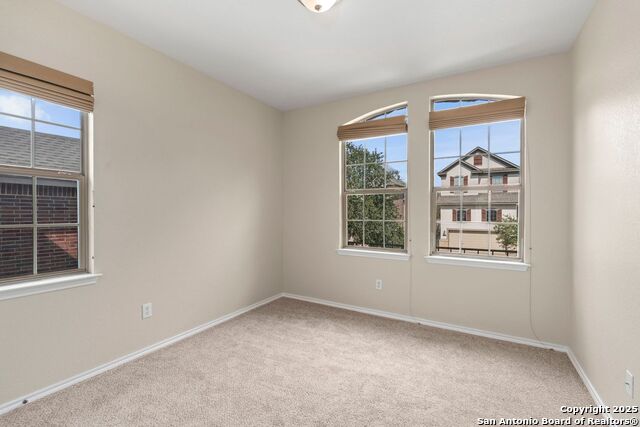 Image 21 of 29 For 1230 Nicholas Manor