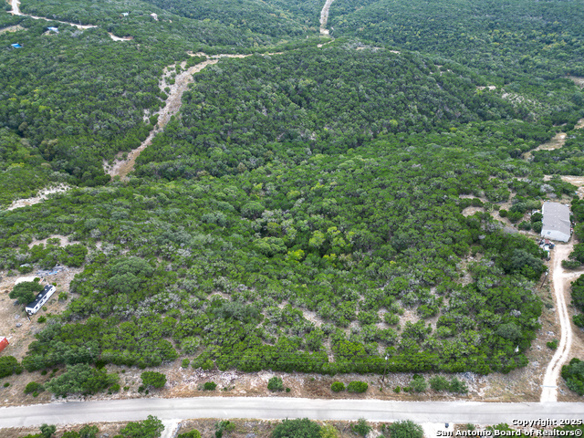 Image 13 of 24 For 1 Timbercreek Road