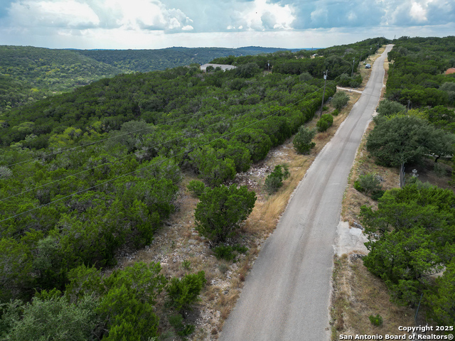Image 15 of 24 For 1 Timbercreek Road