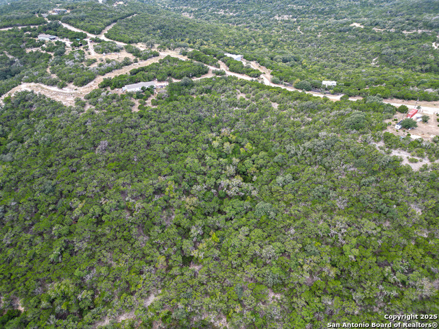 Image 6 of 24 For 1 Timbercreek Road