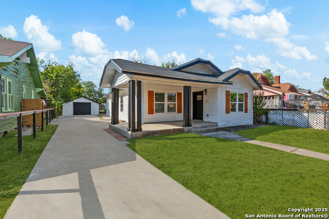 Image 2 of 31 For 726 E Highland Blvd