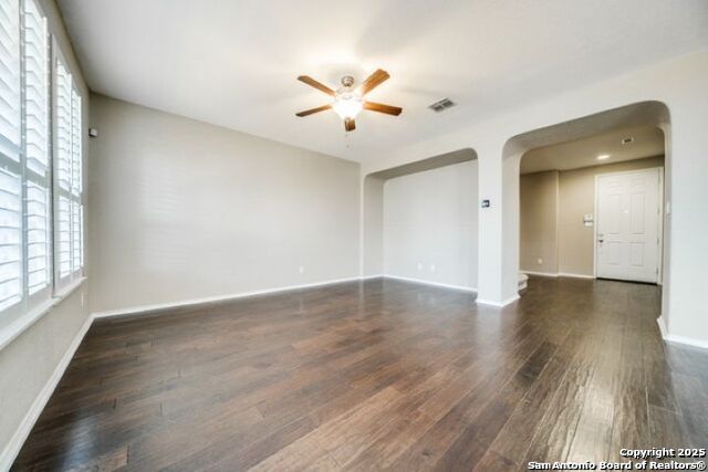 Listing photo id 0 for 9023 Pine Creek