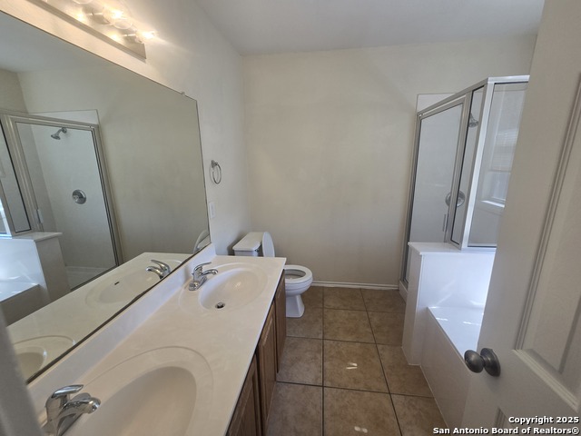 Image 15 of 17 For 154 Lake Washington