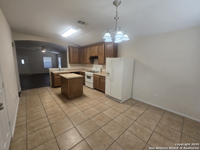 Image 7 of 17 For 154 Lake Washington