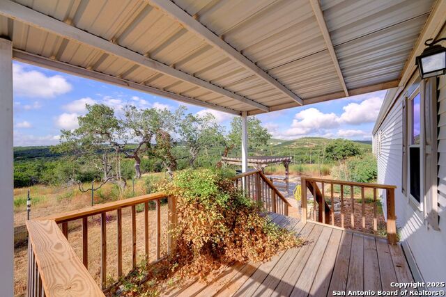 Listing photo id 4 for 113 Southview