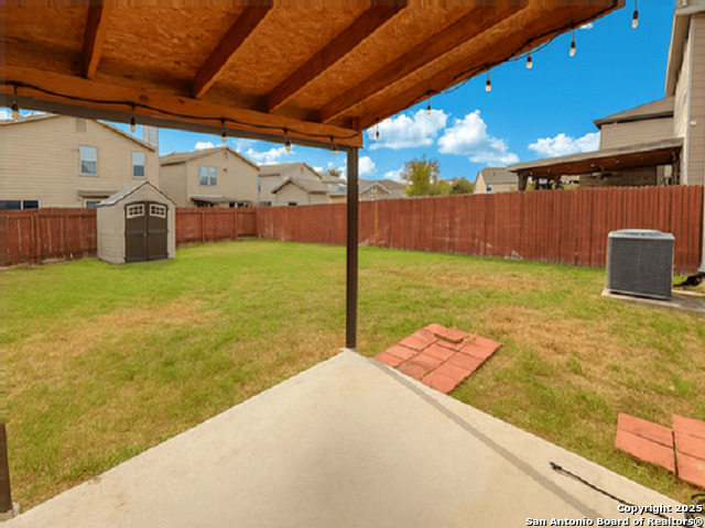 Image 16 of 19 For 9838 Twinbear Creek