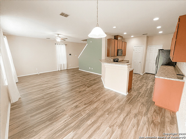 Image 17 of 19 For 9838 Twinbear Creek