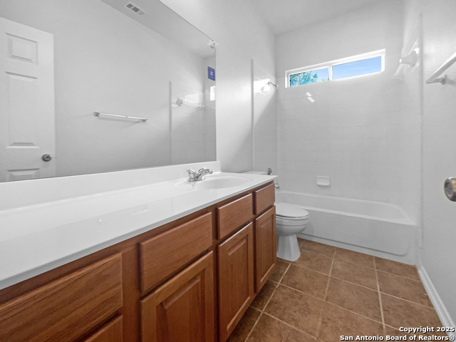 Image 12 of 19 For 541 Triple Crown