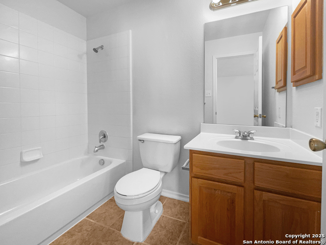 Image 18 of 19 For 541 Triple Crown