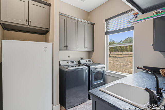 Image 11 of 49 For 516 Oak Haven