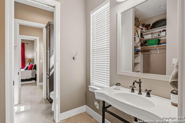 Image 15 of 49 For 516 Oak Haven