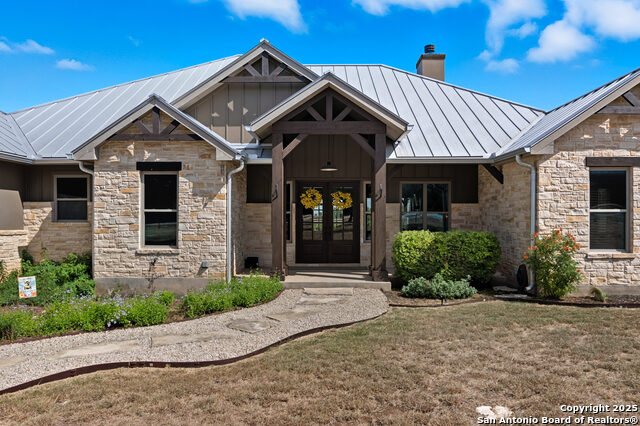 Image 27 of 49 For 516 Oak Haven