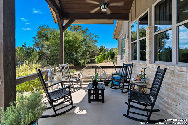 Image 32 of 49 For 516 Oak Haven