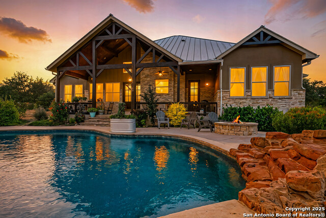 Image 36 of 49 For 516 Oak Haven