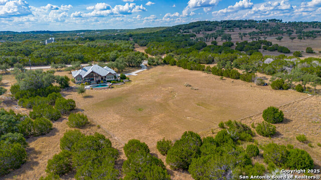 Image 44 of 49 For 516 Oak Haven