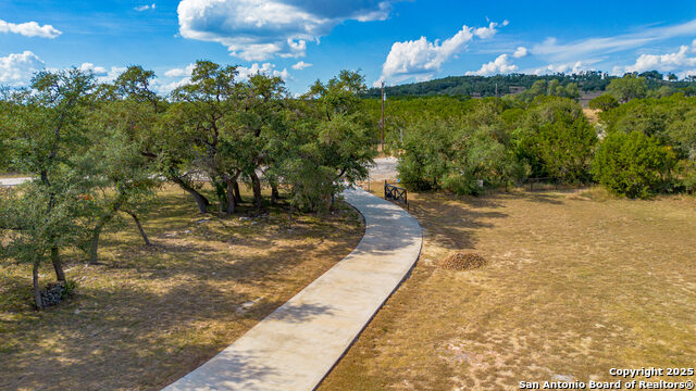 Image 45 of 49 For 516 Oak Haven