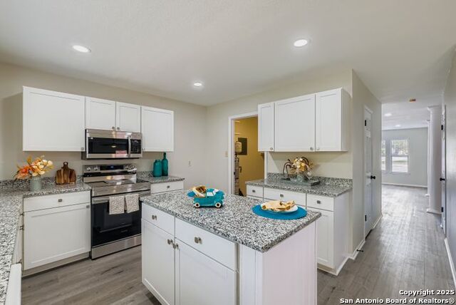 Image 10 of 33 For 11099 Cedar Park