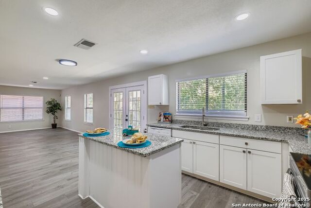 Image 11 of 33 For 11099 Cedar Park