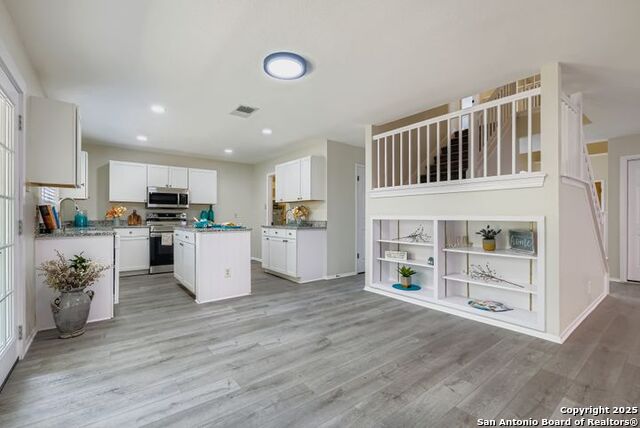 Image 12 of 33 For 11099 Cedar Park