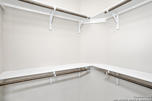 Image 17 of 31 For 21531 Sir Walter