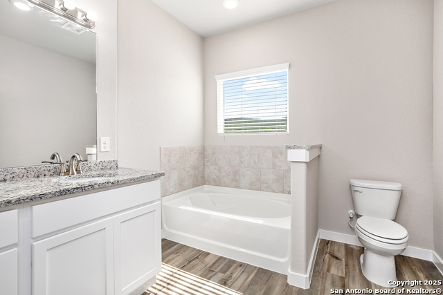 Image 18 of 31 For 21531 Sir Walter