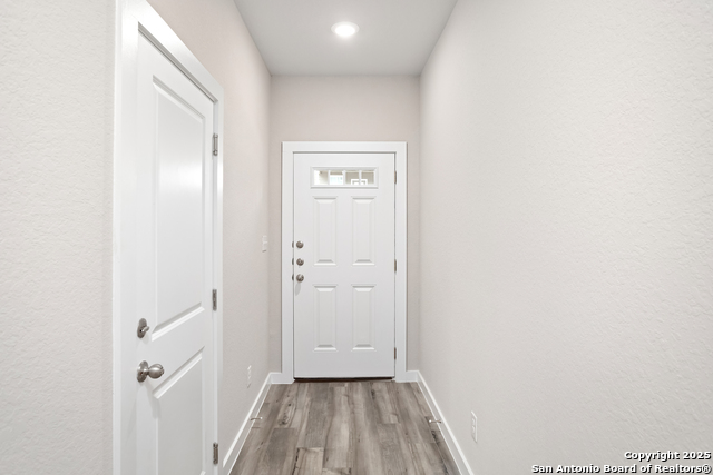 Image 2 of 31 For 21531 Sir Walter