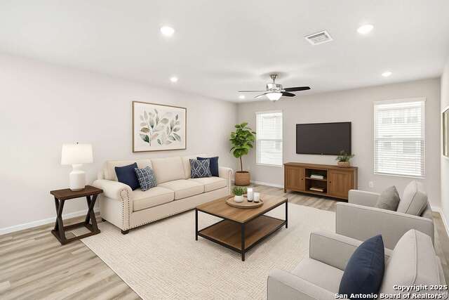 Image 26 of 31 For 21531 Sir Walter