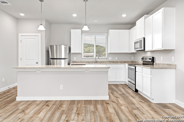 Image 6 of 31 For 21531 Sir Walter