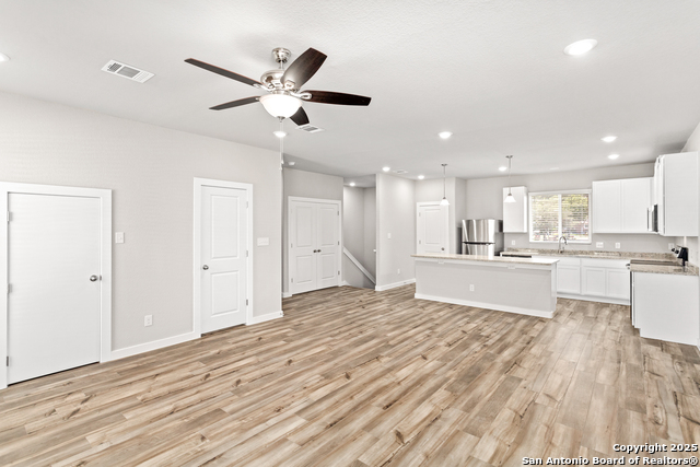 Image 9 of 31 For 21531 Sir Walter