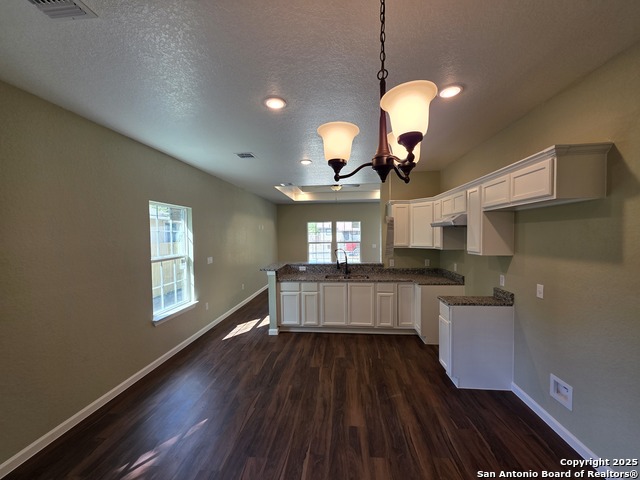 Image 4 of 17 For 216 San Augustine